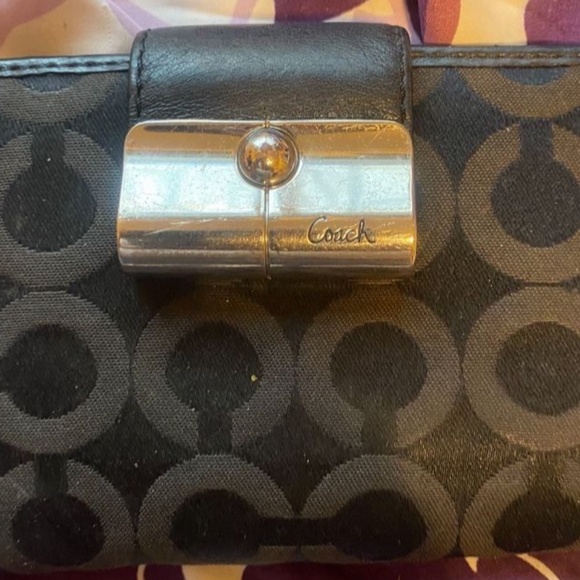 Coach wallet - Picture 1 of 3